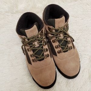 Nevado Hiking Boots